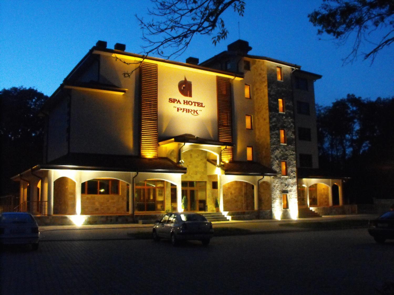 Hotel Park Karnobat Zewnętrze zdjęcie